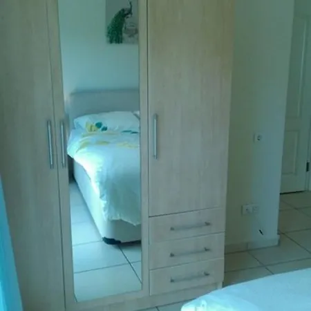 Mirage G 1 - Beautiful 2 Bedroomed Ground Floor Apartment Of Approx 1000 Sq Ft アパート